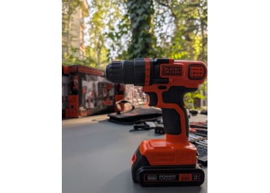 ست دریل و پیچ گوشتی شارژی 68 تکه برند BLACK+DECKER