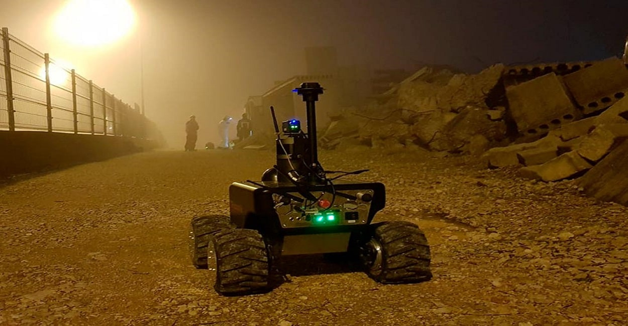 Robotics and automatic tools in dangerous environments